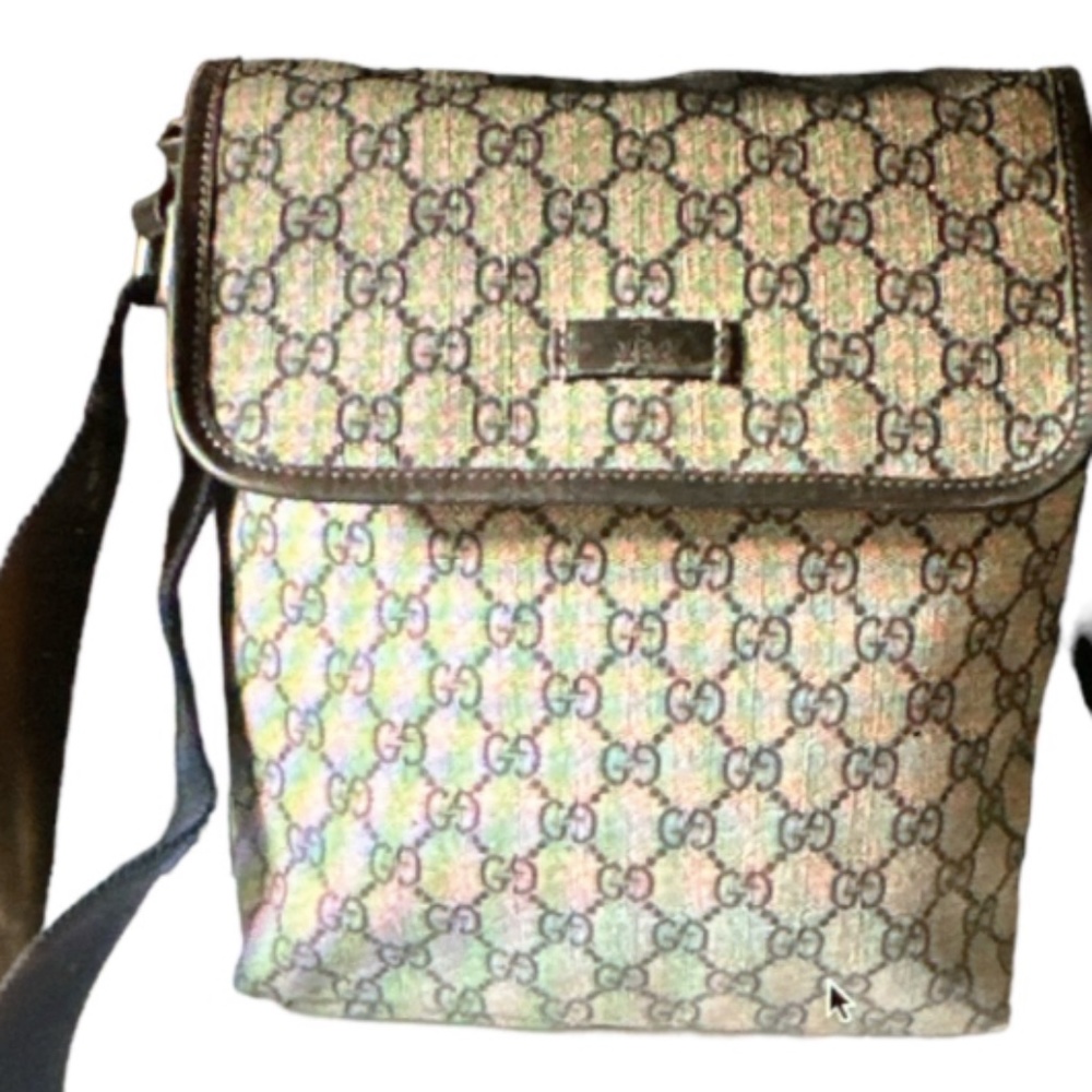 Authentic Gucci GG Crossbody Bag - Picture 1 of 12